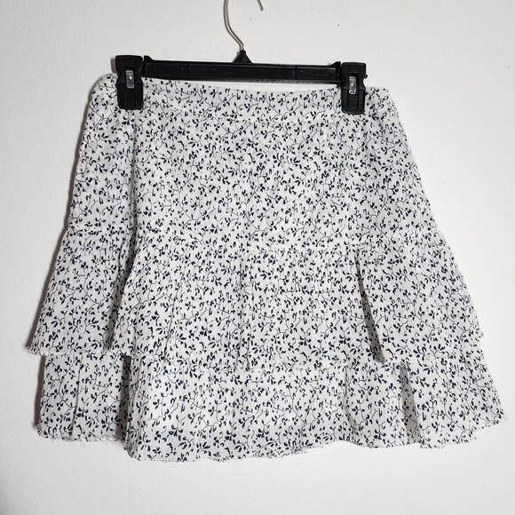 Ulla Johnson Ella Skirt in Porcelain Floral Vine Tiered Ruffle Mini - Picture 5 of 10
